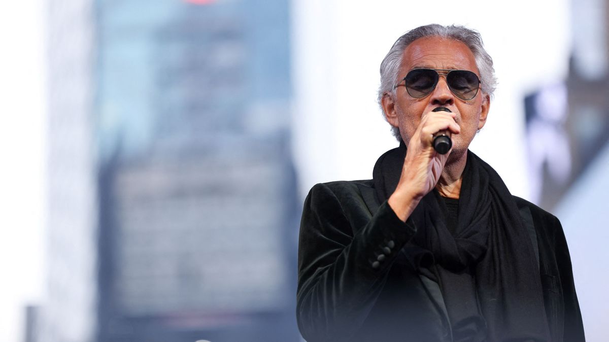 Andrea Bocelli zazpíval fanouškům na Times Square